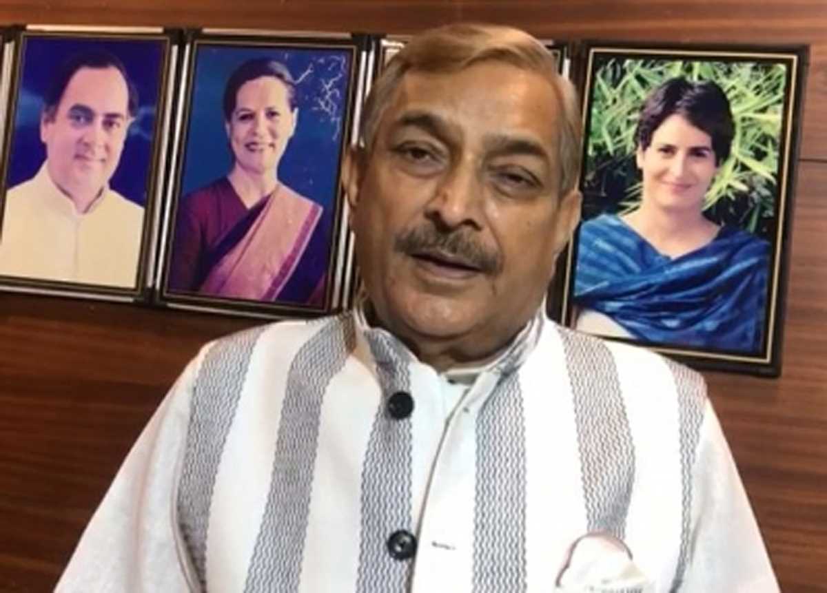 गैर-गांधी को कांग्रेस अध्यक्ष बनाए जाने पर पार्टी के टूटने की पूरी संभावना : प्रमोद तिवारी